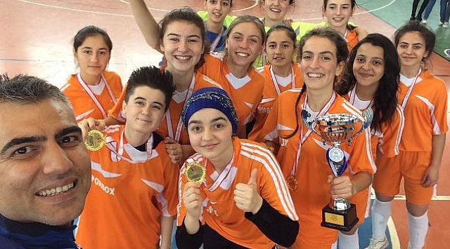 Futsal Şampiyonu Biga'dan