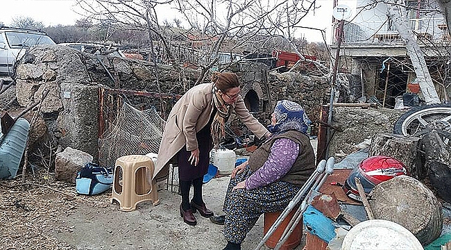 Yeşim Kardağ deprem bölgesinde...