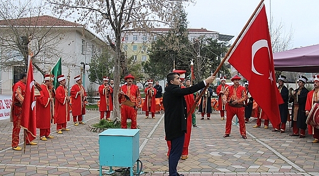 Ülkü Ocakları "Çanakkale Geçilmez" Dedi