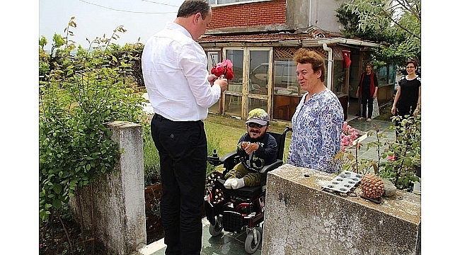 Başkan Işık'tan 'anneler günü' ziyareti