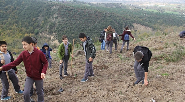 Biga'da "Fidanlar Fidanlarla Büyüyor"