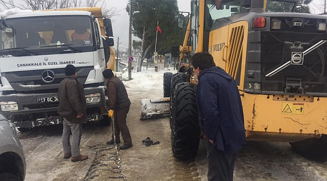 Kapanan 36 Köy Yolu Açılmaya Devam ediliyor