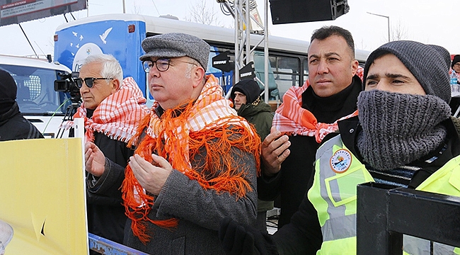 KEPEZ'DE DEVE GÜREŞLERİ FESTİVALİ DÜZENLENDİ