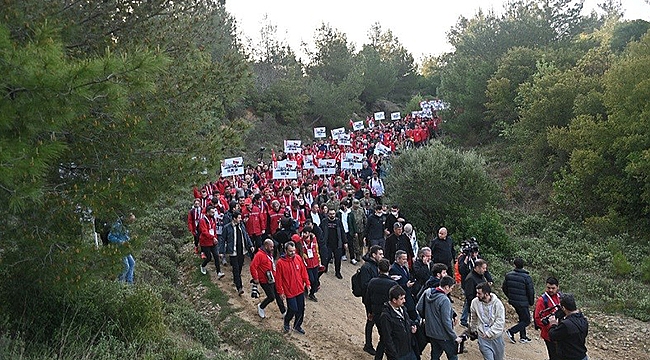 57. ALAY VEFA YÜRÜYÜŞÜNDE ŞEHİTLERİMİZ RAHMET VE MİNNETLE ANILDI