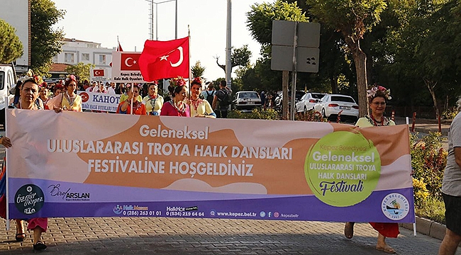 ULUSLARARASI TROYA HALK DANSLARI FESTİVALİ COŞKUYLA GERÇEKLEŞTİ