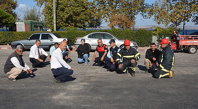 LAPSEKİ'DE DEPREM TATBİKATI YAPILDI