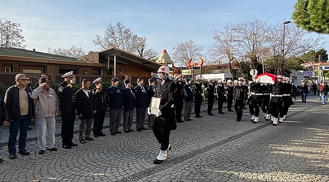 KIBRIS GAZİSİ EROL KURT DUALARLA EBEDİYETE UĞURLANDI