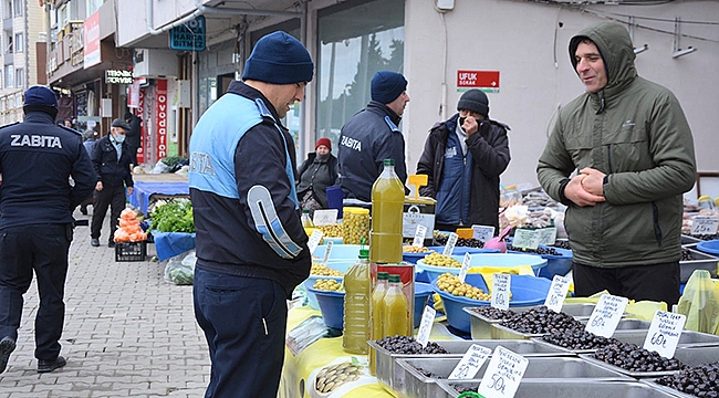 PAZARDA FİYAT ETİKETLERİ DENETLENDİ