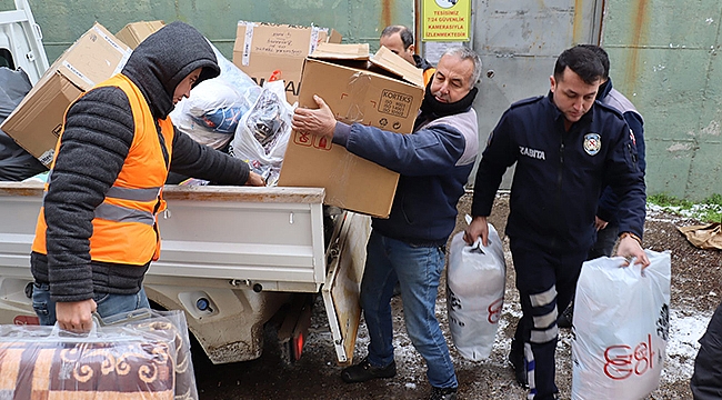 BAYRAMİÇ'TE YARDIMLAR TOPLANIYOR