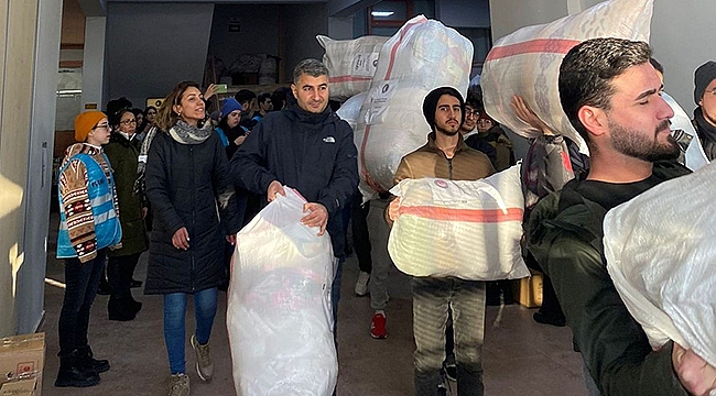 ÇANAKKALE ÇOMÜ BUTİKTE KENETLENDİ, ÜÇÜNCÜ YARDIM YOLA ÇIKTI