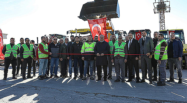  İŞ MAKİNELERİ TESLİM TÖRENİ YAPILDI